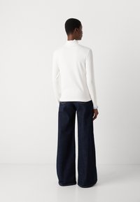 Marc Cain Top s dlhým rukávom - off-white