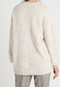 OPUS Sweter