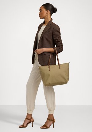 Lauren Ralph Lauren NYLON LARGE KEATON TOTE BAG - Maisiņveida soma - clay