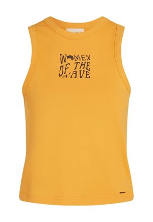 Gul ärmlös topp i mjukt material med rundad halsringning, med en svart grafisk textdesign som står "WOMEN OF THE WAVE."