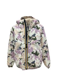 Giacca mimetica nei colori rosa, verde e bianco. Presenta una zip frontale, un cappuccio e un morbido rivestimento interno. Polsini e orlo elasticizzati.