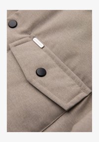 Non sélectionné, beige
