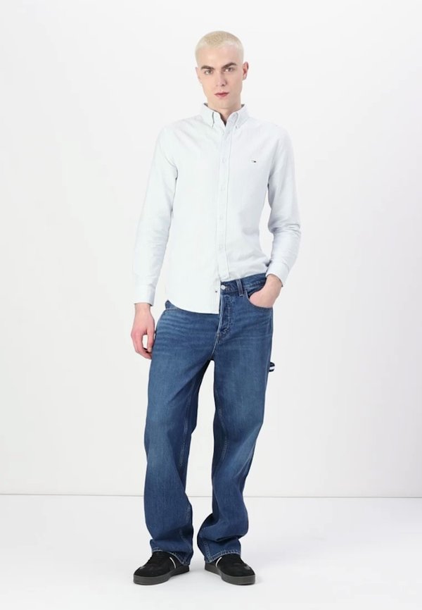 SLIM STRIPE SHIRT - Shirt2