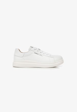 WITTCHEN - Sneakersy niskie