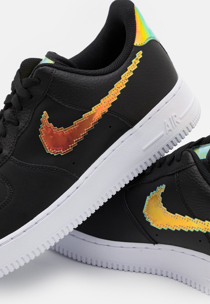 Nike Sportswear Air Force 1 07 Lv8 Sneakers Black Multicolor White Svart Zalando Se
