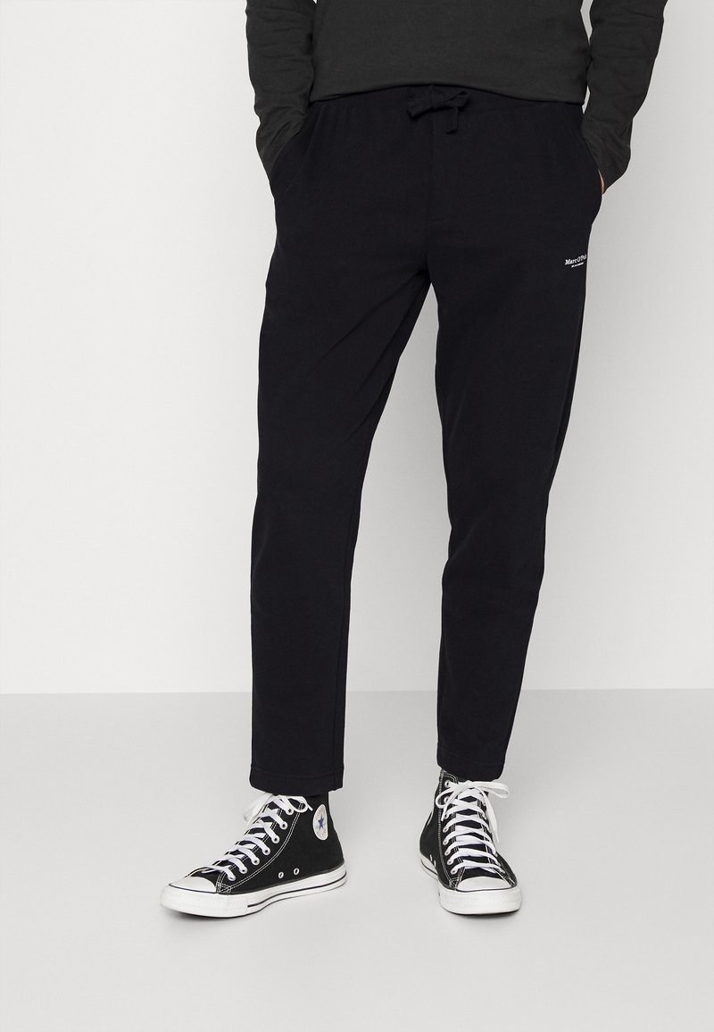 Marc O'Polo PANTS FRONT AND BACK POCKETS - Calças de fato de treino - black