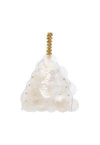 Duidelijk pyramidevormige tas gemaakt van doorschijnende ronde schijven, versierd met gouden kraaltjes als handvat. Heeft een glanzende, gladde textuur.