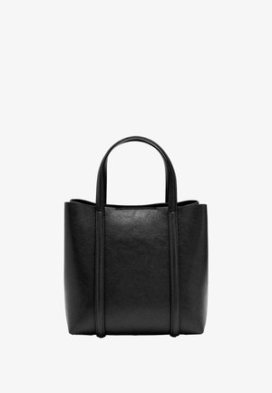 Czarna skórzana torba typu tote z dwoma pionowymi uchwytami, prostokątnego kształtu, gładka faktura i minimalistyczny design. Brak widocznych elementów metalowych ani wzorów.