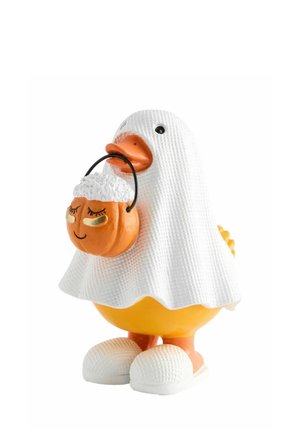 Gelbe Entenfigur, die als Geist verkleidet ist, mit einem weißen strukturierten Tuch und hält einen kleinen orangefarbenen Kürbiseimer mit einem lächelnden Gesicht.