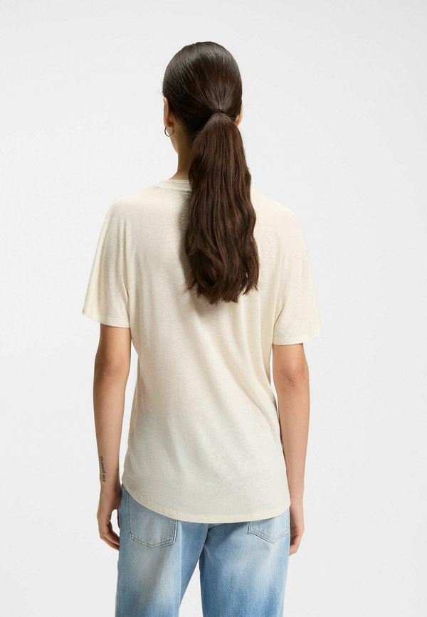 EYLINA - Basic T-shirt - natural eighteen4
