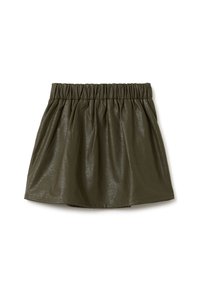 Dunkelolivgrüner Kunstlederrock mit elastischem Bund, der ein gerafftes Design und eine glatte, glänzende Textur aufweist.