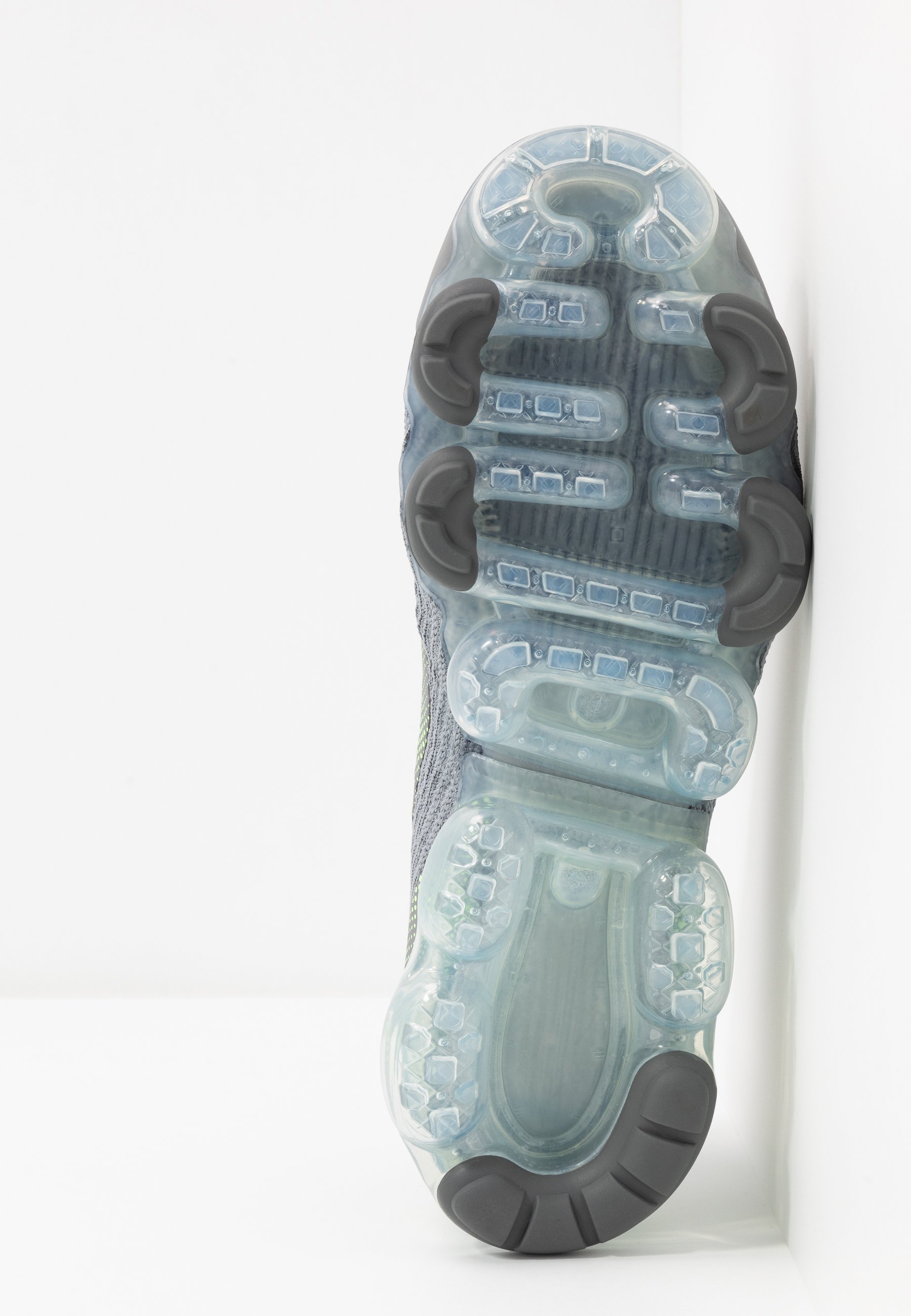 forest green vapormax