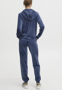 Oxmo MITTA SET - Treniņtērps - crown blue