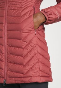 Columbia Abrigo de invierno - red