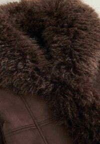 REGULAR FIT - Ziemas jaka - chocolate brown