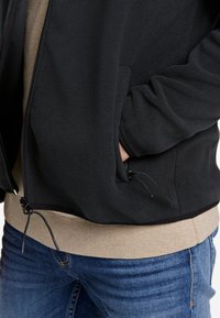 Lindbergh CONTRAST QUALITY - Giacca in pile - black