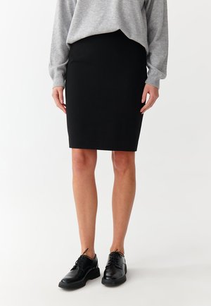 TATUUM Jupe crayon - black