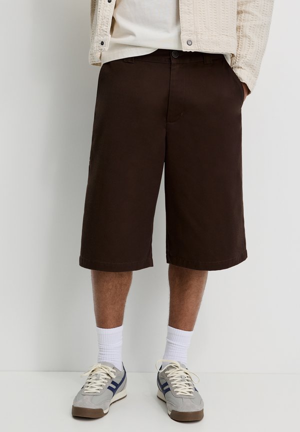 SKATER - BERMUDA - Shorts