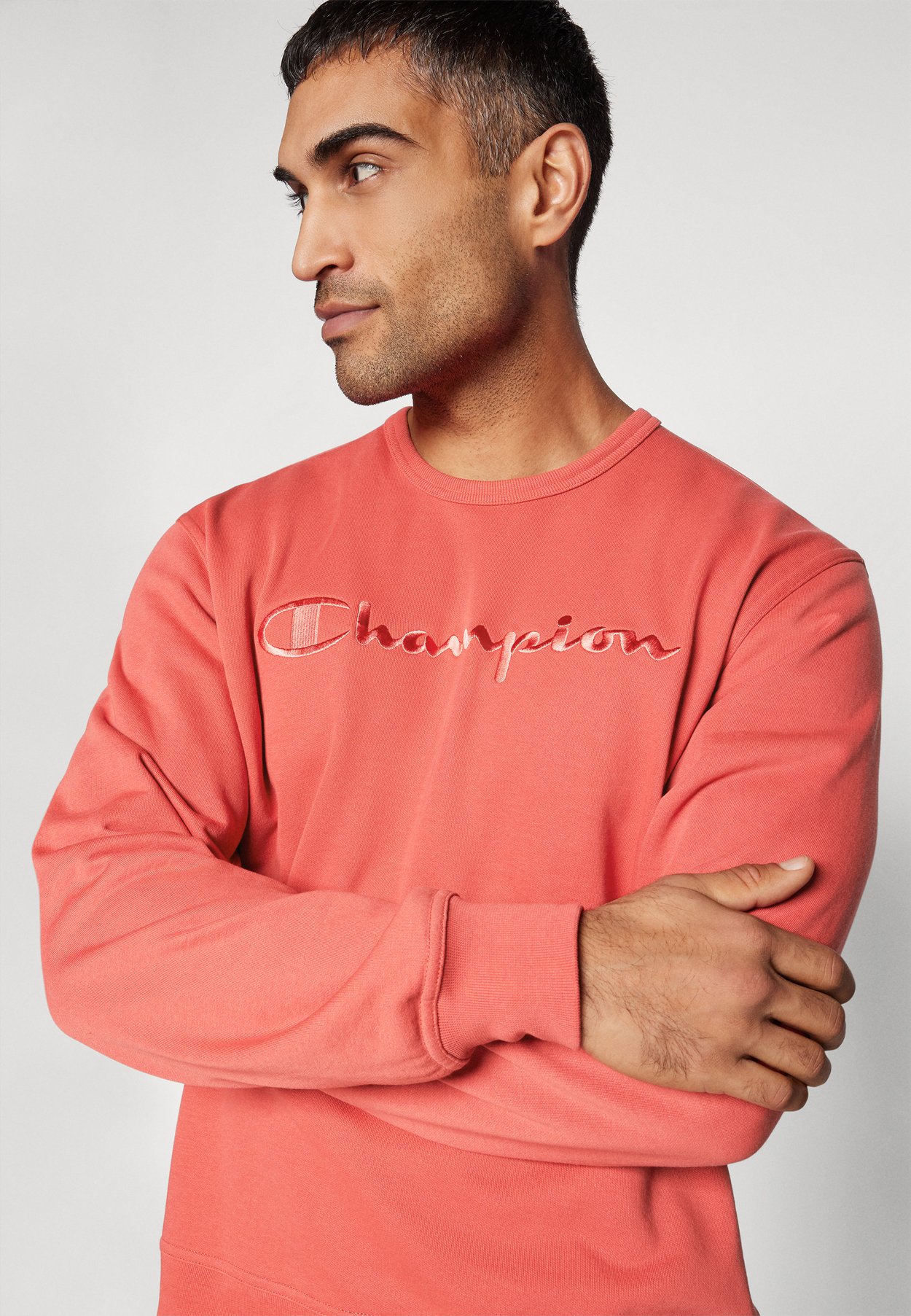ICONS CREWNECK WITH LARGE TONAL LOGO
