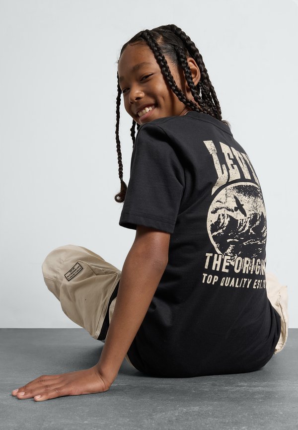 VALLEY VIEW TEE - Print T-shirt