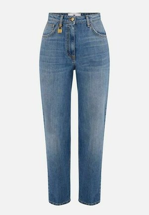 Jeans blu a vita alta con gamba dritta, tasche anteriori, passanti per cintura, chiusura con bottone e un piccolo dettaglio a lucchetto dorato sulla tasca destra.