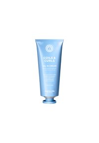 Lichtblauwe tube van Coils & Curls Oil in Cream, met witte tekst. Heeft een afgeronde bodem en een draaikap. Focus op gerecycled verpakkingsmateriaal.