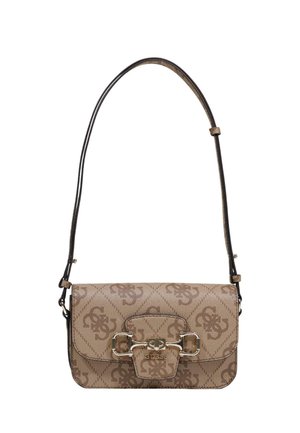 Bolso de hombro marrón de Guess con estampado de logotipo con patrón, detalle de hebilla plateada y correa ajustable.