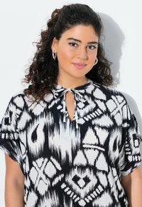 Ulla Popken Vestido informal - black