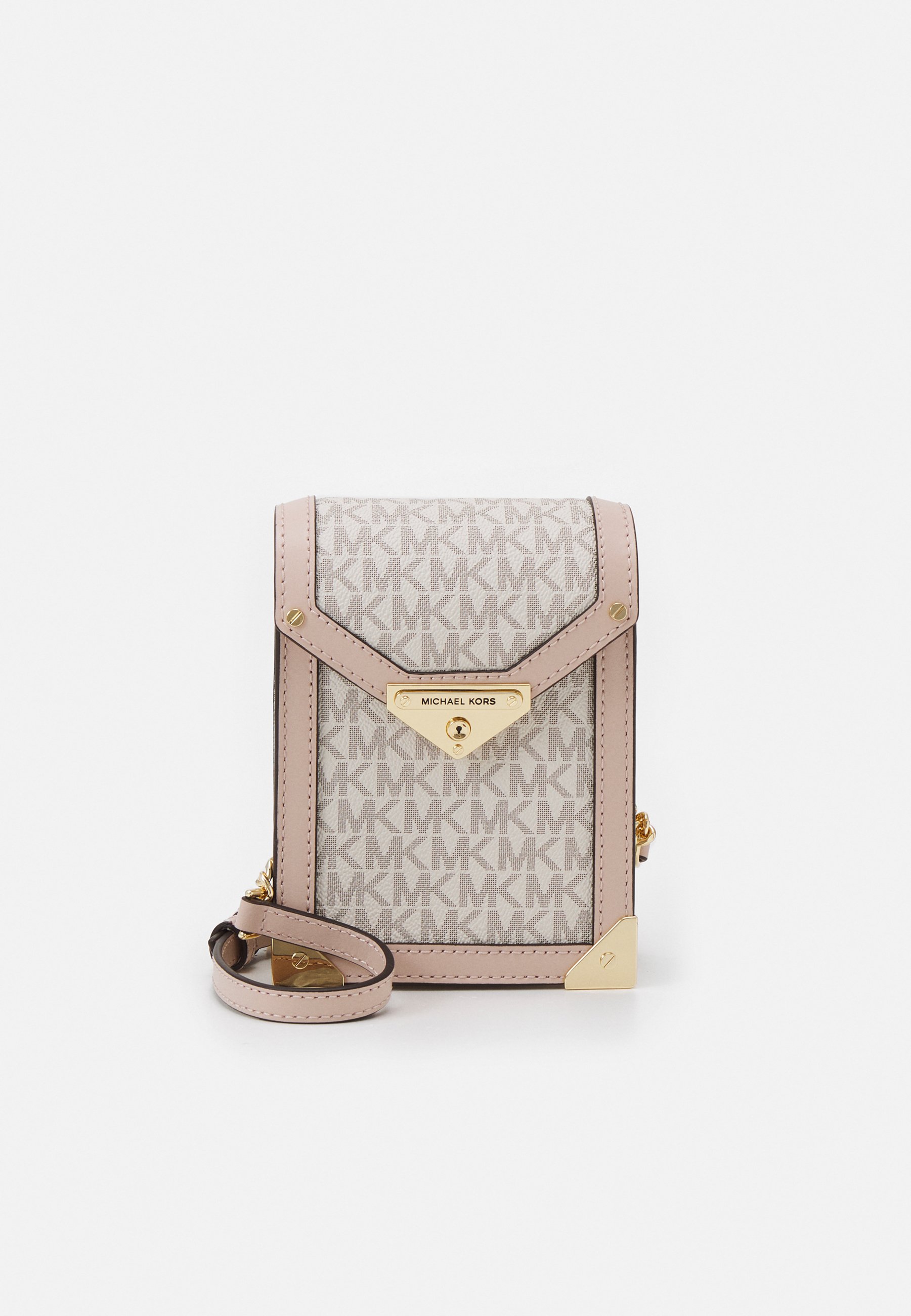 tiny handbolsa trend