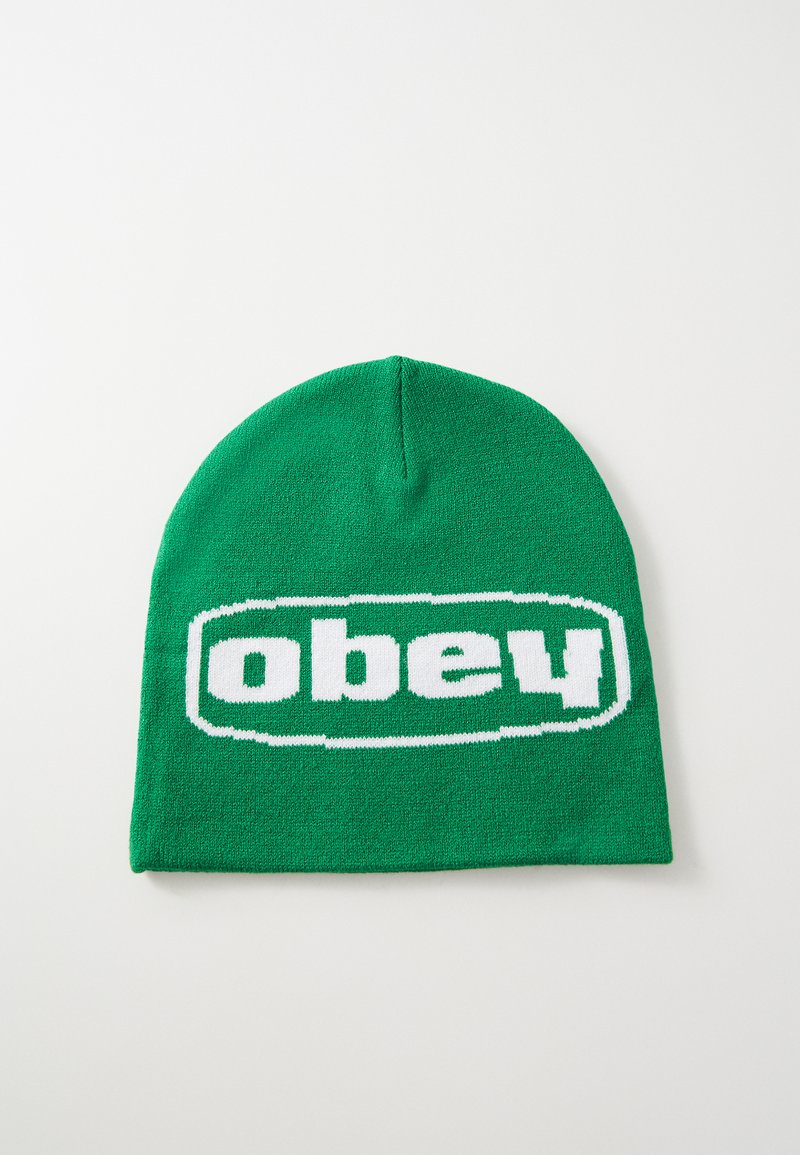 Zaļš adīts cepure ar lielu baltu "obey" logo, kas iekļauts kontūrētā ovālā. Mīksta tekstūra, pieguļošs dizains un bezšuvju augšdaļa.