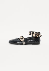 BLESSING - Ballerina med reim - black