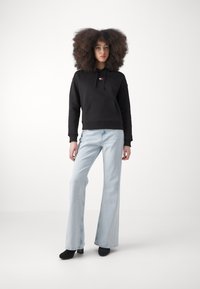 Tommy Jeans TJW BXY BADGE - Felpa - black