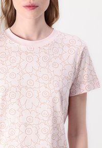 Marimekko HELEYS PIIRTO UNIKKO  - Apdrukāts T-krekls - pink
