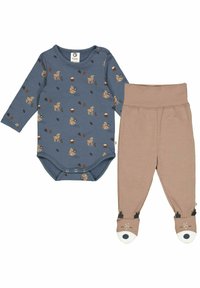 Modrý dlouhý rukáv bodysuit s potiskem jelenů a žaludů, doplněný béžovými kalhotami s detaily jelení hlavy na nohou. Jemný bavlněný materiál.