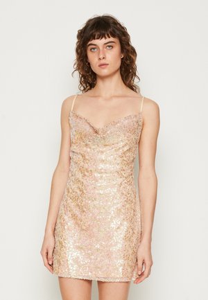 IN THE STYLE GEORGIA LOUISE COWL NECK MINI SLIP DRESS - Cocktail φόρεμα / Φόρεμα για πάρτι - pink