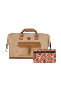 Beige Canvas-Tasche mit braunen Lederakzenten, rechteckige Form, Frontklappen-Tasche. Enthält ein kleineres oranges Täschchen mit einem gemusterten Design.