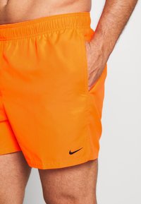 Nike Performance VOLLEY  - Calções de banho - total orange