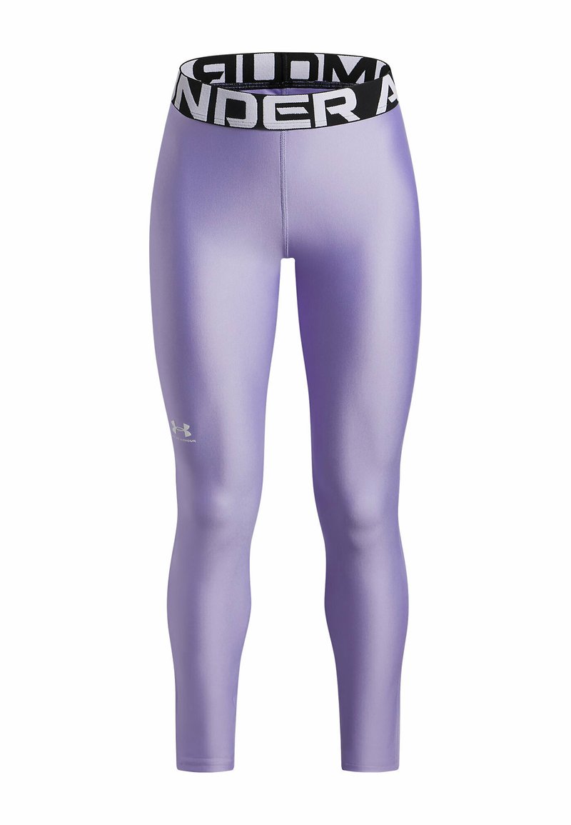 Paarse sportleggings met een zwarte merkaanzet. Gemaakt van soepel, rekbaar materiaal, met een aansluitend ontwerp en zonder zichtbare patronen.