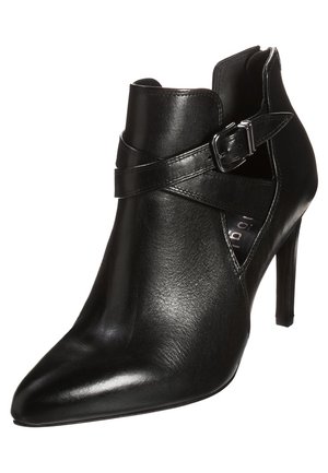 Klassiset nilkkurit - black