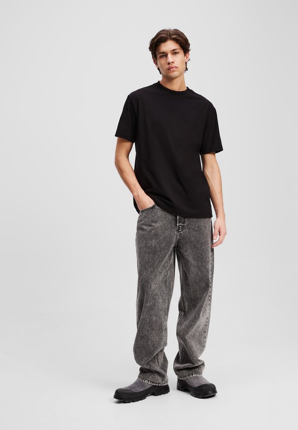 REG PATCH TEE - Basic T-shirt2