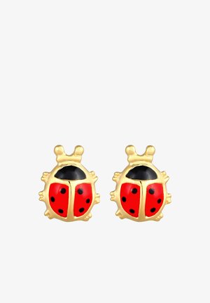 Des boucles d'oreilles coccinelles rouges et dorées disposent d'une finition en émail brillant avec des taches noires et une forme courbée, conçues comme de mignons motifs d'insectes.