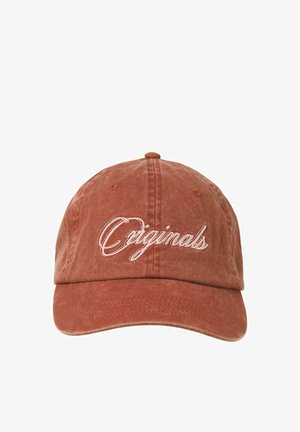 Rote Baumwoll-Baseballmütze mit gesticktem "Originals" in weißer Schrift. Mit gebogenem Schirm und verstellbarem Rückenriemen. Weiche, strukturierte Oberfläche.