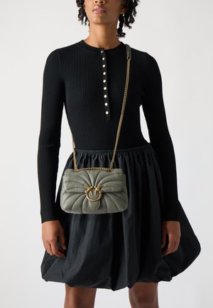 LOVE PUFF MINI - Cross body bag - vertiver green/antique gold-coloured