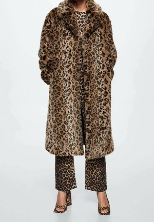 Abrigo de invierno - brown
