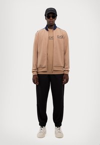 EA7 Emporio Armani Felpa con zip - portabella