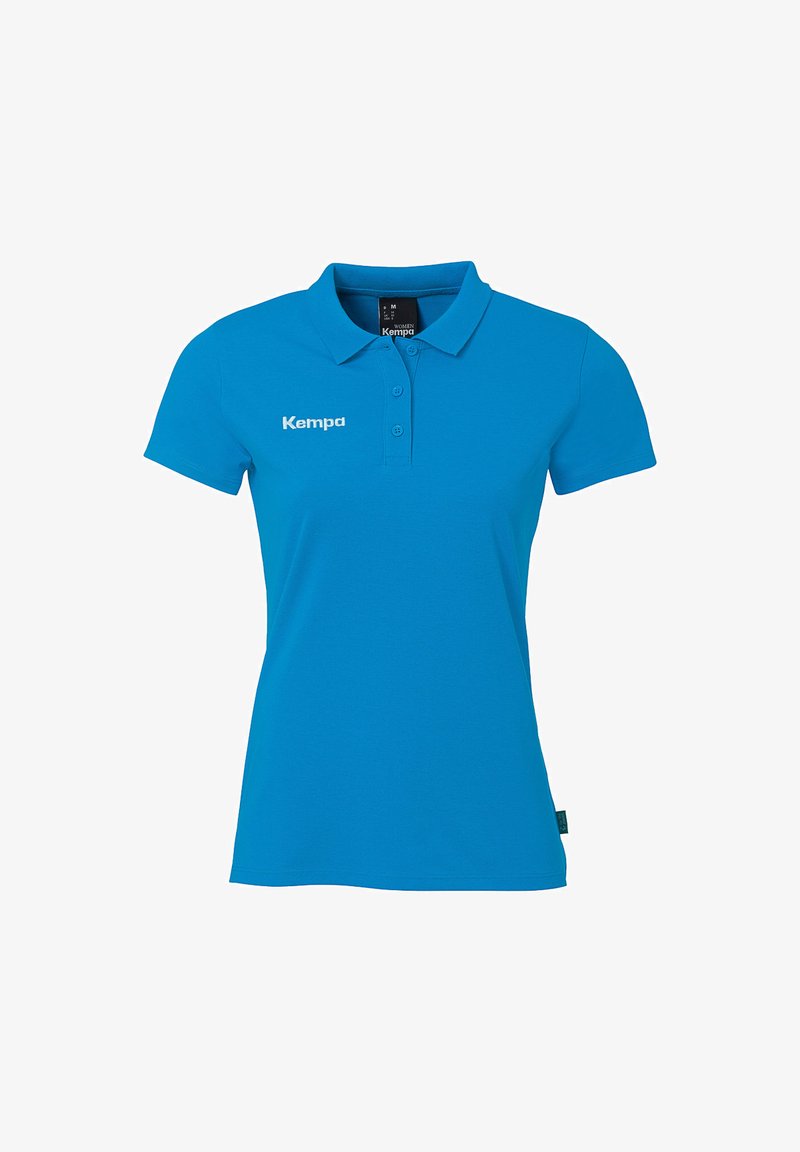 Blauwe polo gemaakt van een katoenmix. Bevat een kraag, een drievoudige knopenrij en het "Kempa"-logo in het wit aan de linkerkant.