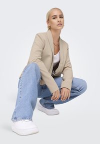 ONLY KURZER - Blazer - humus