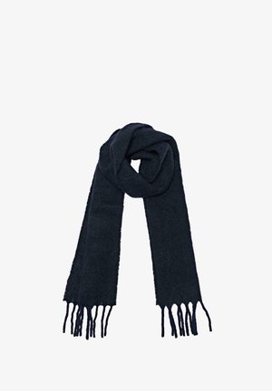 Tmavě modrý šátek vyrobený z měkké, strukturované látky, s třásněmi na obou koncích a dlouhým obdélníkovým tvarem vhodným k omotání.