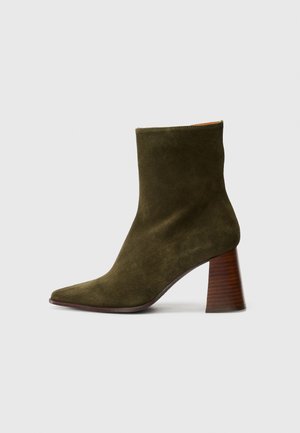 Bottines à talons hauts - basket/thyme