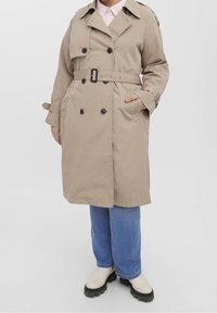 Vero Moda Curve Prochowiec